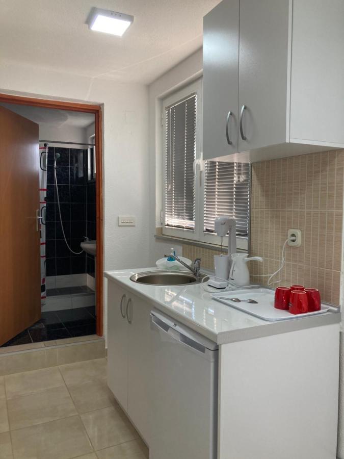 Tiki Apartments Gevgelija Esterno foto